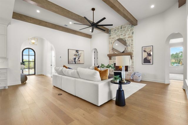 1656 Private Access 60200, Burleson, TX 76028
