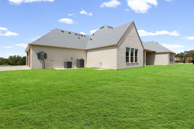 1656 Private Access 60200, Burleson, TX 76028