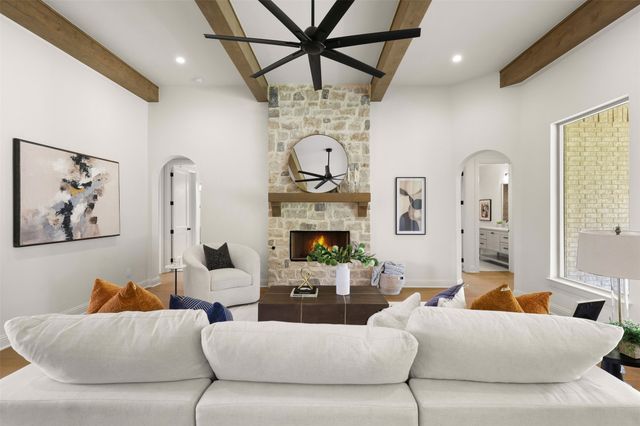 1656 Private Access 60200, Burleson, TX 76028