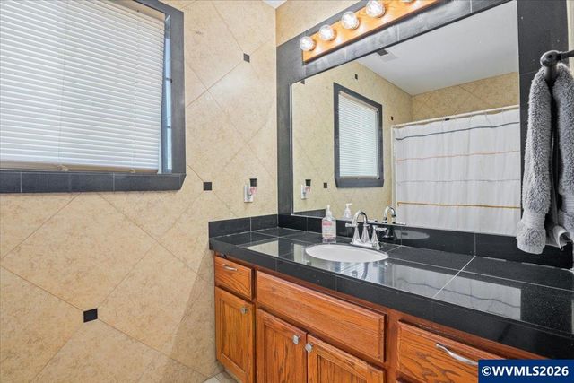 4468 Farm Field Av NE, Salem, OR 97305