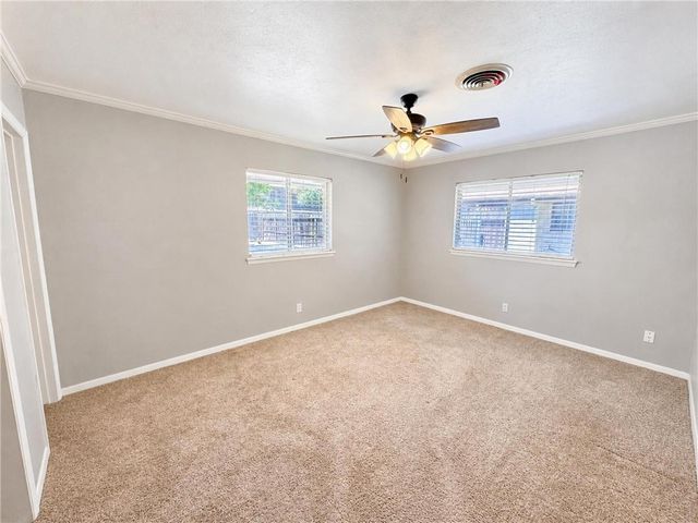205 Driftwood Dr, Portland, TX 78374