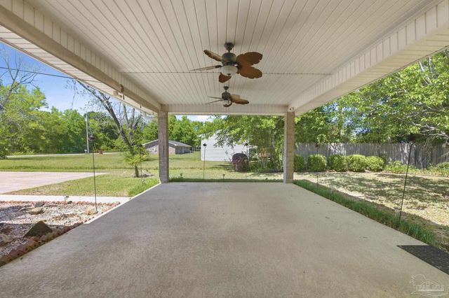4552 Peaden Rd, Pace, FL 32571