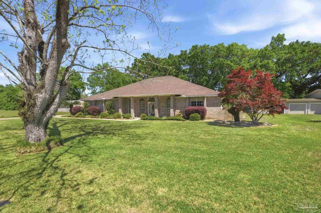 4552 Peaden Rd, Pace, FL 32571