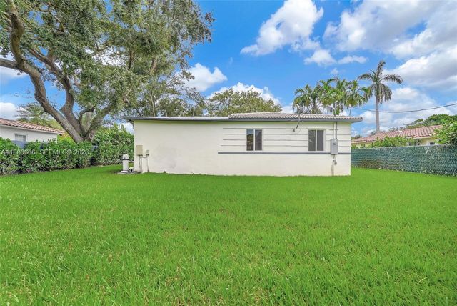 11102 NE 9th Court, Biscayne Park, FL 33161
