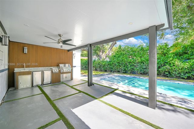 11102 NE 9th Court, Biscayne Park, FL 33161