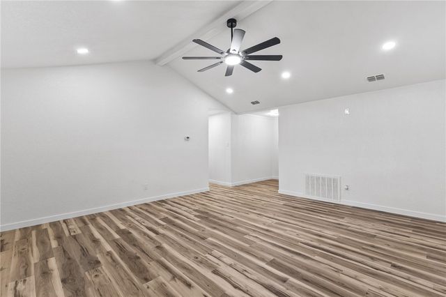 5718 Crestgrove Dr, Corpus Christi, TX 78415