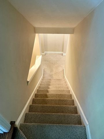 26 The Morgan Cir, Mashpee, MA 02649