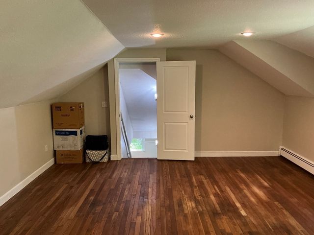 26 The Morgan Cir, Mashpee, MA 02649