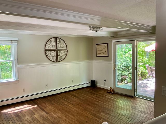 26 The Morgan Cir, Mashpee, MA 02649