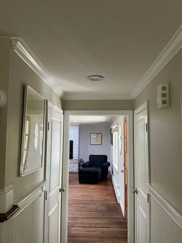 26 The Morgan Cir, Mashpee, MA 02649