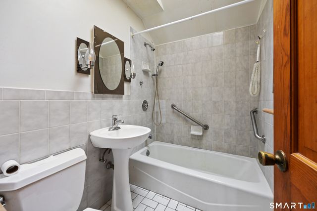 220 Melville Drive, Fairfield, CT 06825