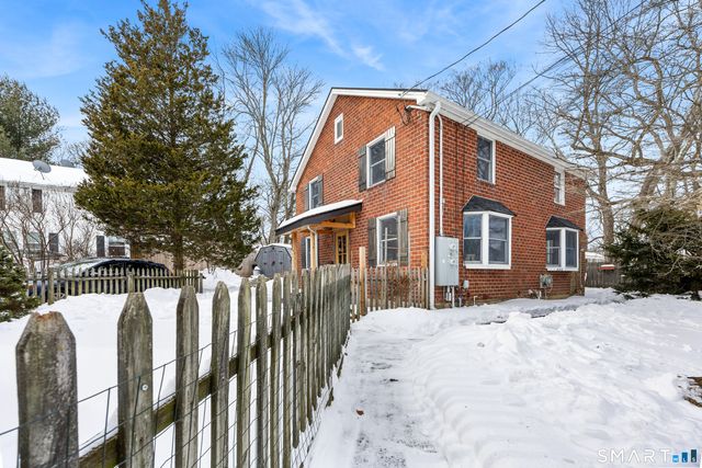 220 Melville Drive, Fairfield, CT 06825