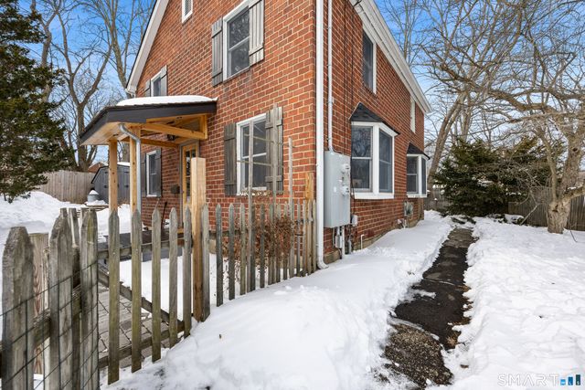 220 Melville Drive, Fairfield, CT 06825