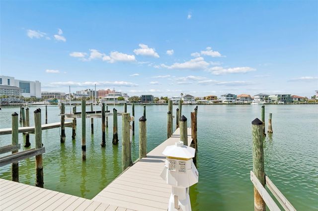 620 BAYWAY BOULEVARD 5, Clearwater Beach, FL 33767