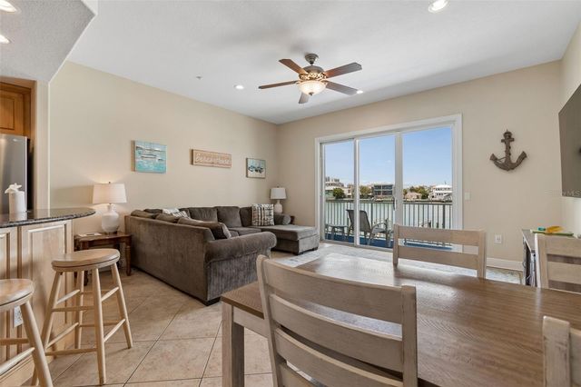 620 BAYWAY BOULEVARD 5, Clearwater Beach, FL 33767
