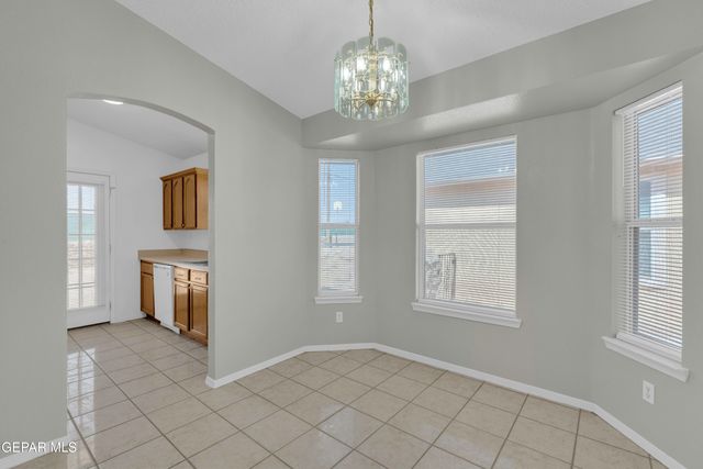 9996 Laurie Jo Lane, Socorro, TX 79927