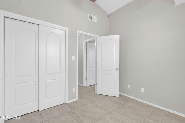 9996 Laurie Jo Lane, Socorro, TX 79927