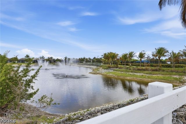 28347 Captiva Shell LOOP, Bonita Springs, FL 34135