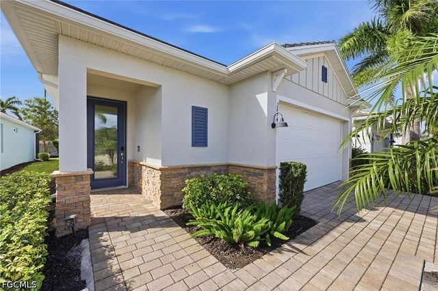 28347 Captiva Shell LOOP, Bonita Springs, FL 34135
