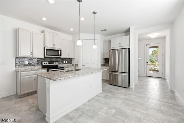 28347 Captiva Shell LOOP, Bonita Springs, FL 34135