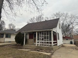 222 N 111th STREET, Wauwatosa, WI 53226