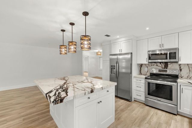 13826 Kaiser Trl, Delray Beach, FL 33484