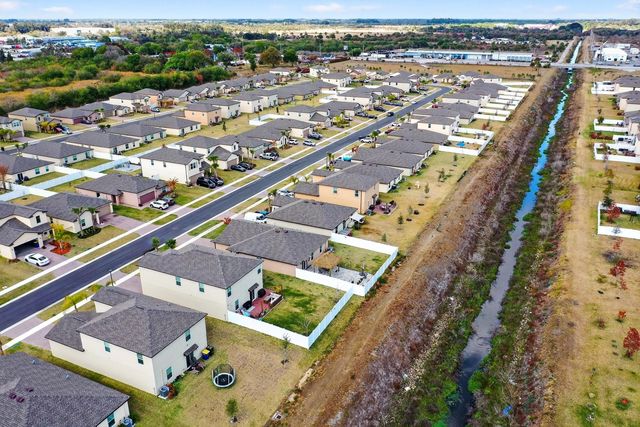 760 Carlyle Way, Fort Pierce, FL 34947