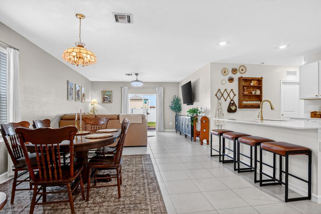 760 Carlyle Way, Fort Pierce, FL 34947