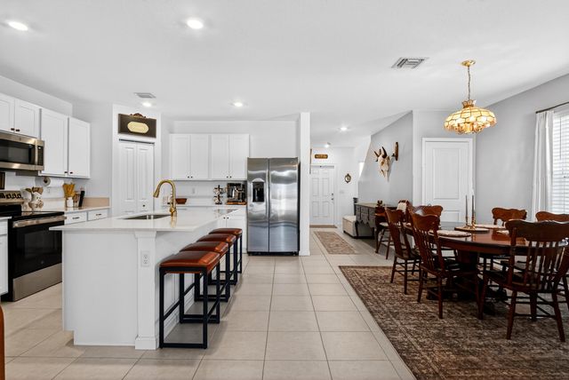 760 Carlyle Way, Fort Pierce, FL 34947