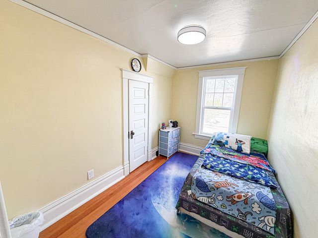 100 6th St SE, Minot, ND 58701