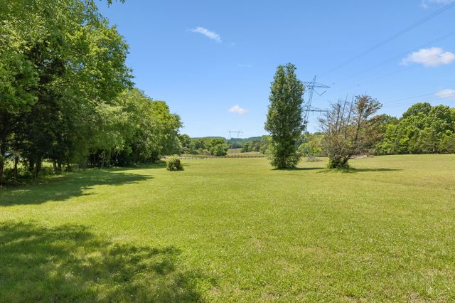6875 Bizzell Howell Ln, College Grove, TN 37046