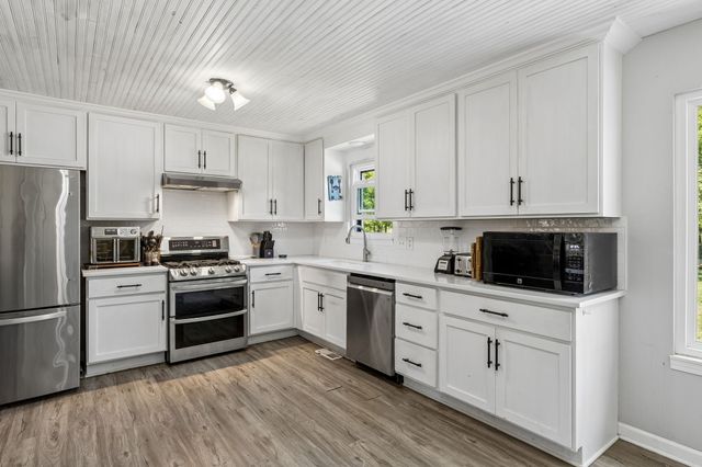 6875 Bizzell Howell Ln, College Grove, TN 37046