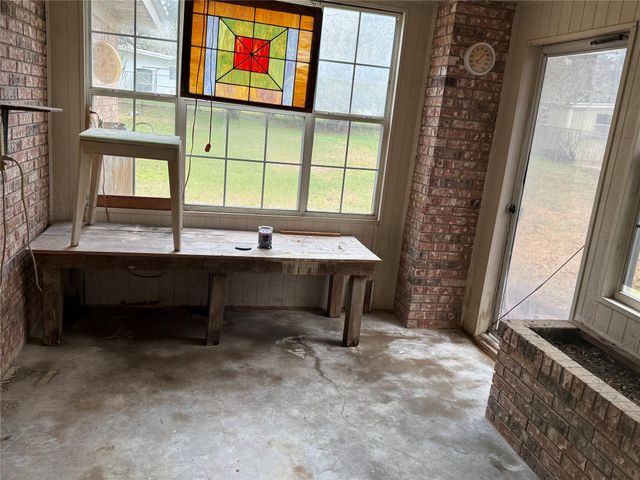 224 Tait Street, Columbus, TX 78934