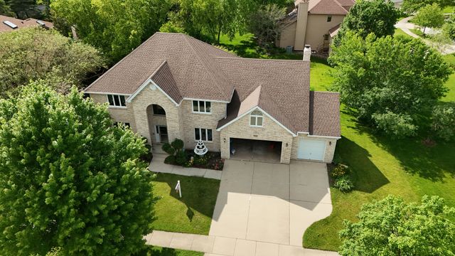 1058 Courtland Place, Aurora, IL 60502