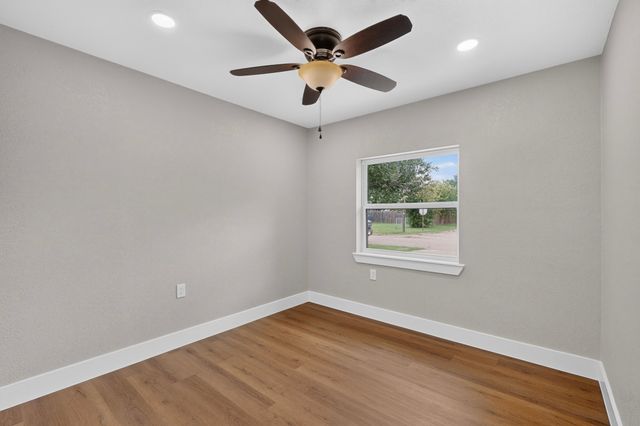 4819 Navajo Trail, Balch Springs, TX 75180