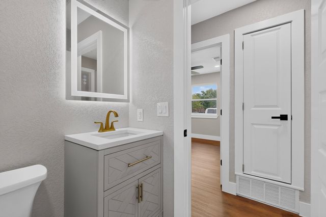 4819 Navajo Trail, Balch Springs, TX 75180