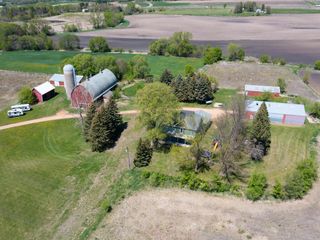 12945 Lenzen Drive, Chaska, MN 55318