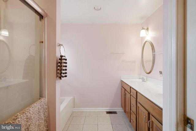 473 NATHANIEL DR, Martinsburg, WV 25403
