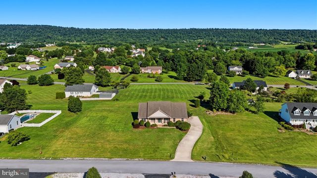 473 NATHANIEL DR, Martinsburg, WV 25403
