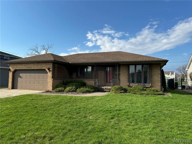 262 Wayside Drive, Lancaster, NY 14043