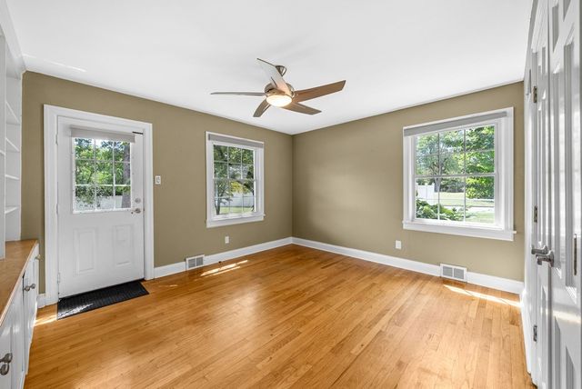 2802 Cox Mill Road, Hopkinsville, KY 42240