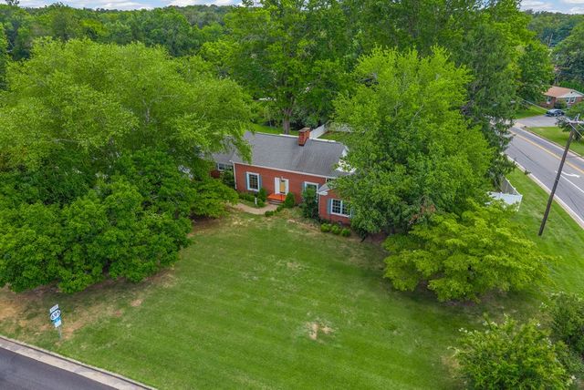 2802 Cox Mill Road, Hopkinsville, KY 42240