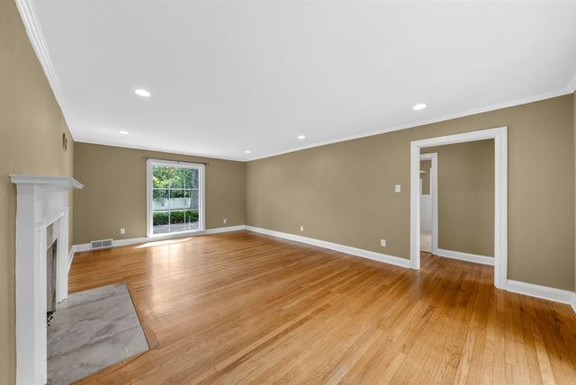 2802 Cox Mill Road, Hopkinsville, KY 42240