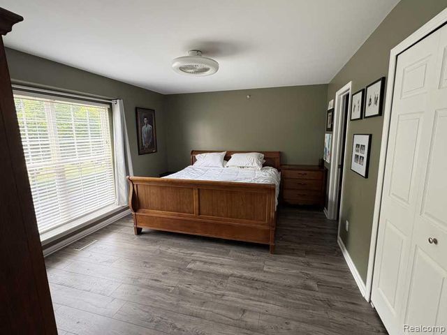 28242 Oakmonte Circle, New Hudson, MI 48165