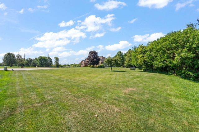 6501 E 116th Place, Crown Point, IN 46307