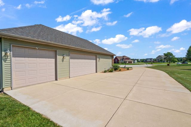 6501 E 116th Place, Crown Point, IN 46307