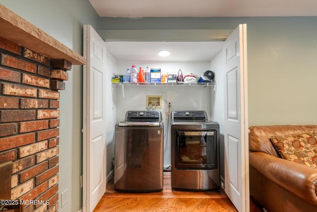 14 Cobblestone Court, Howell, NJ 07731