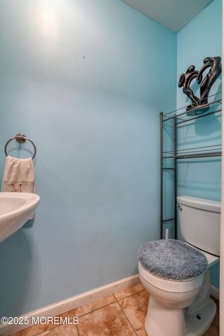 14 Cobblestone Court, Howell, NJ 07731