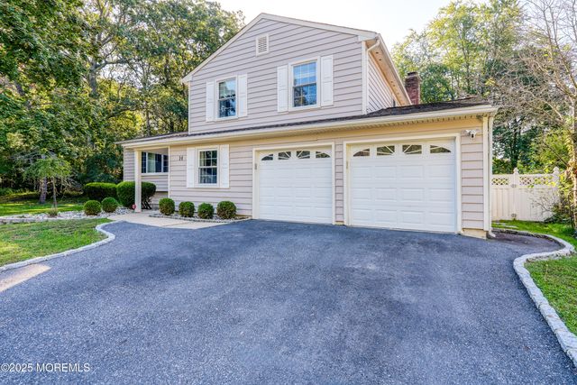 14 Cobblestone Court, Howell, NJ 07731