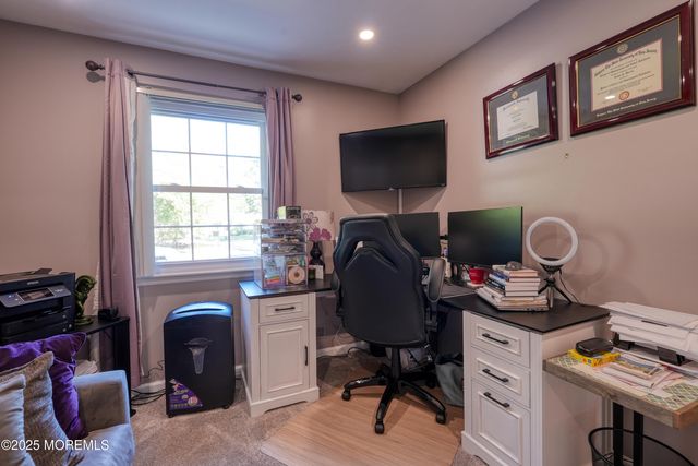 14 Cobblestone Court, Howell, NJ 07731